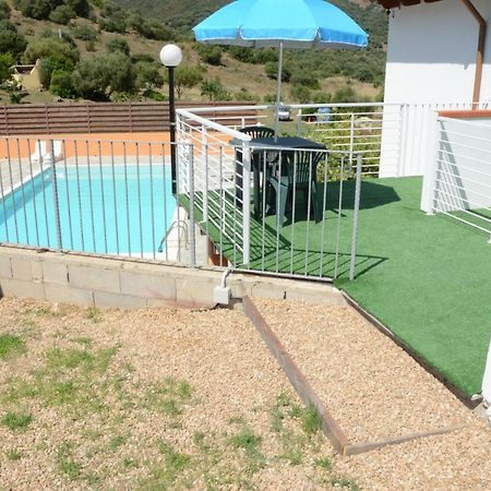 B&B Il Mirto Di Paola Torpè Εξωτερικό φωτογραφία