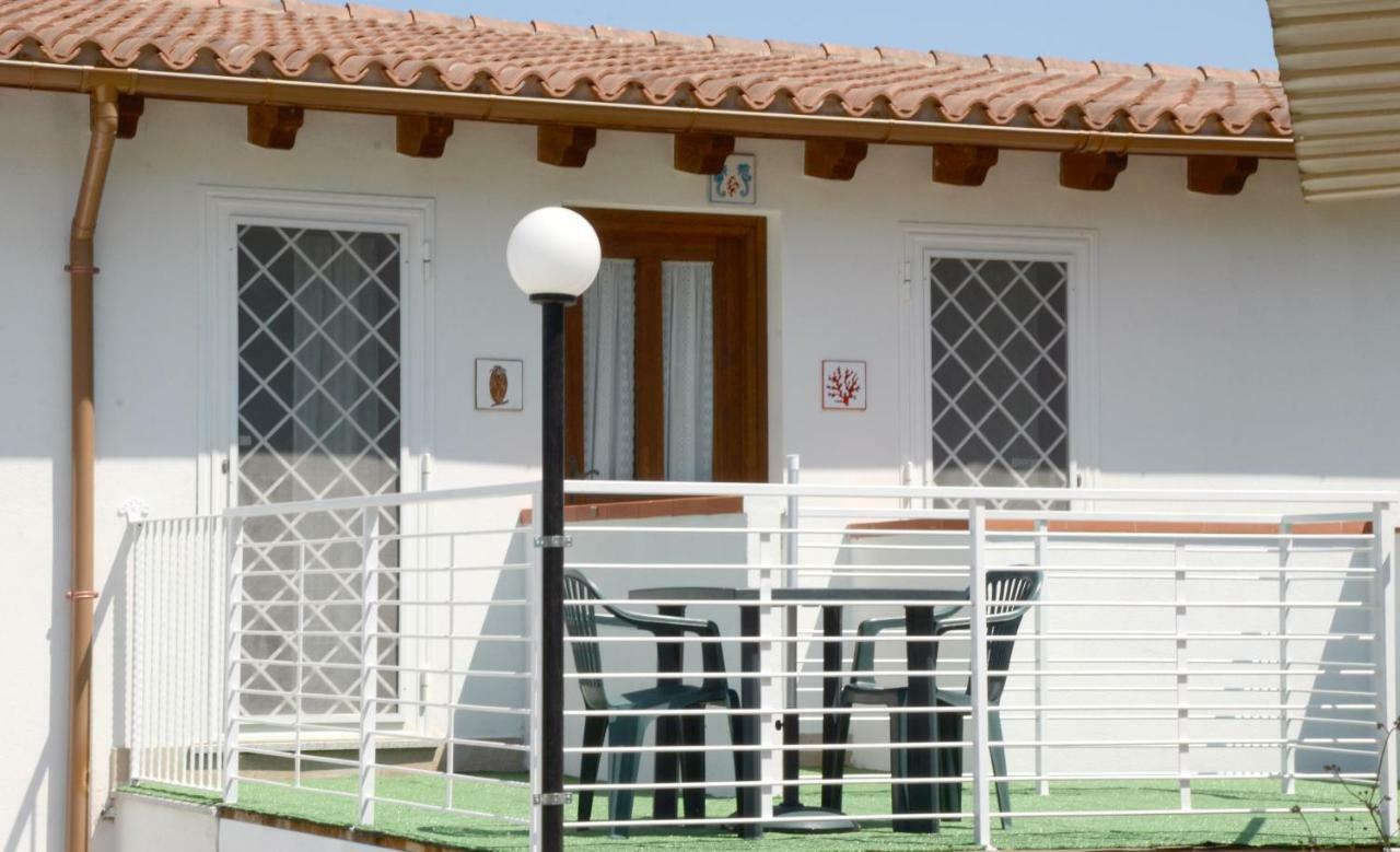 B&B Il Mirto Di Paola Torpè Εξωτερικό φωτογραφία