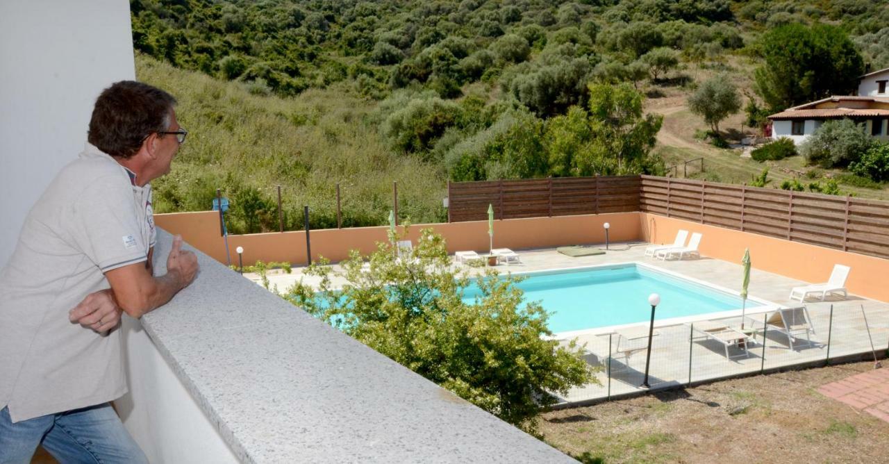 B&B Il Mirto Di Paola Torpè Εξωτερικό φωτογραφία